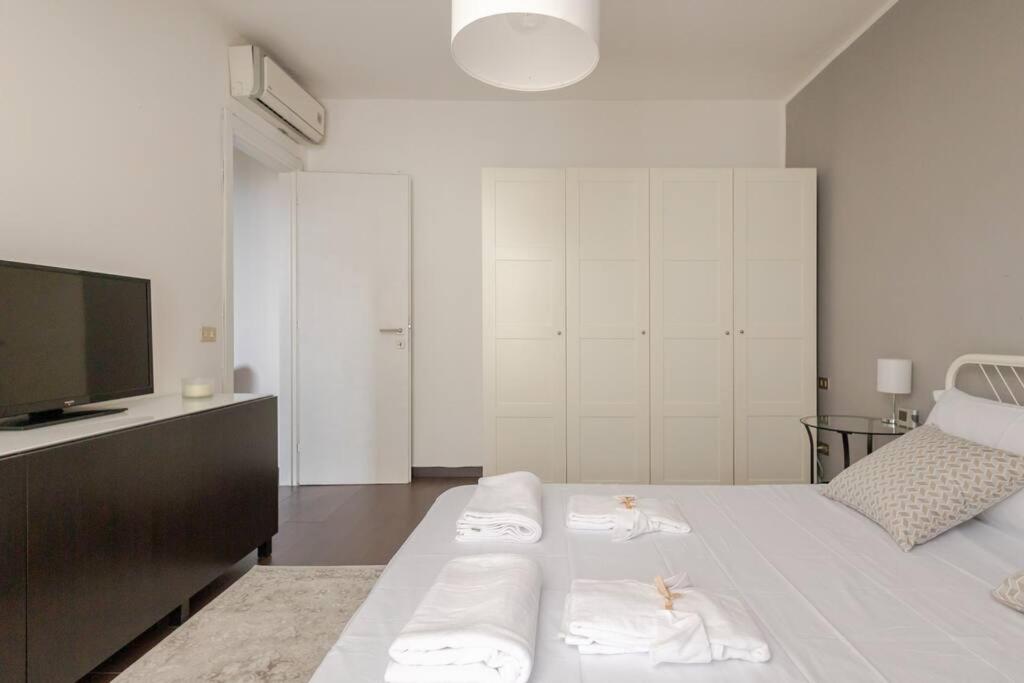 Sky-View Flat In Milanアパートメント エクステリア 写真